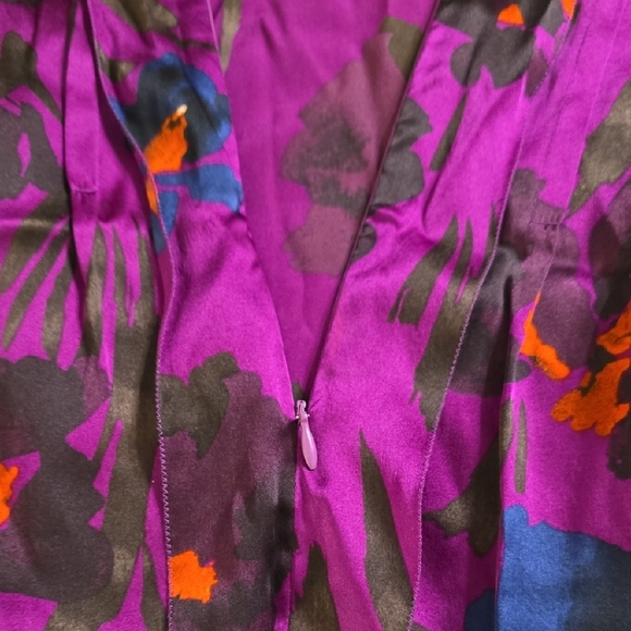 Elie Tahari Purple and Red Floral Blouse - Picture 12 of 13